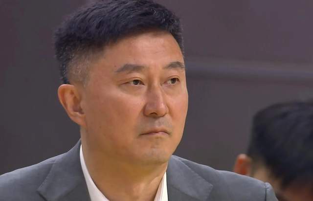 星空体育-随着广东惨败、北京大胜,CBA又乱了!广东跌至第六,深圳回前三